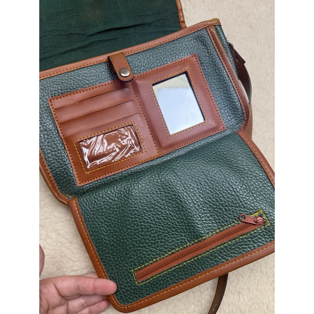 Vintage Dooney and Bourke Green AWL Leather Flap Crossbody Equestrian Heritage - Picture 3 of 9
